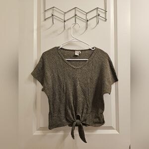 Green Paper Crane Front-Tie Top